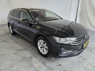 Unfallwagen Volkswagen Passat Variant 2.0 TDI Business 2023/3