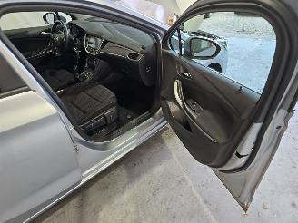 Opel Astra SPORTS TOURER picture 15