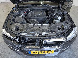 BMW 5-serie 520d Executive picture 15