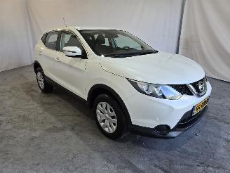 Damaged car Nissan Qashqai 1.2 Visia 2015/5