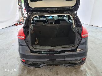 Ford Focus 1.0 Lease Edition picture 19