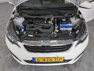 Peugeot 108 1.0 e-VTi Active picture 12
