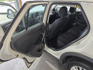 Volkswagen T-Roc 1.0 TSI Life Bns picture 22