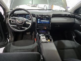 Hyundai Tucson 1.6 T-GDI PHEV C Sm picture 24