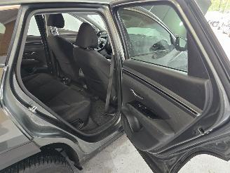 Hyundai Tucson 1.6 T-GDI PHEV C Sm picture 18