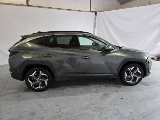Hyundai Tucson 1.6 T-GDI PHEV C Sm picture 8