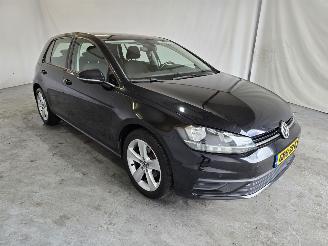 Coche accidentado Volkswagen Golf 1.0 TSI Comfortline 2019/4