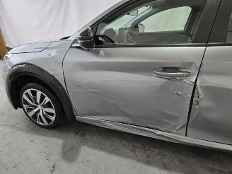 Peugeot 208 EV Active 50 kWh picture 11