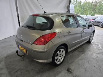 Peugeot 308 1.6 HDiF Style picture 7