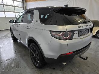 Land Rover Discovery Sport 2.0 TD4 HSE picture 5