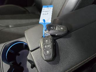Peugeot 3008 1.2 PureTech GT Line picture 33