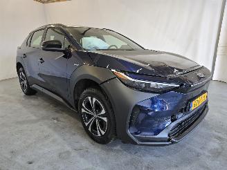 Coche accidentado Toyota bZ4X Business 71 kWh 2024/11