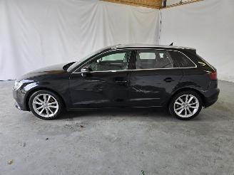 Audi A3 SPORTBACK 1.4 TFSI Ambition Pro Line plus picture 4