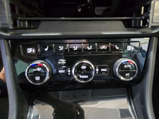 Skoda Superb 2.0 TDI Style Bns picture 31