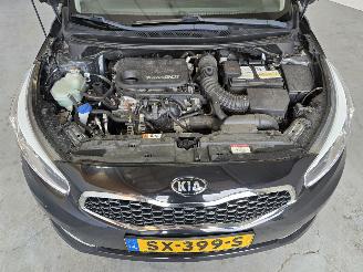 Kia Cee d Sportswagon 1.0 T-GDi Design Edition picture 12