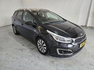 krockskadad bil auto Kia Cee d Sportswagon 1.0 T-GDi Design Edition 2018/7