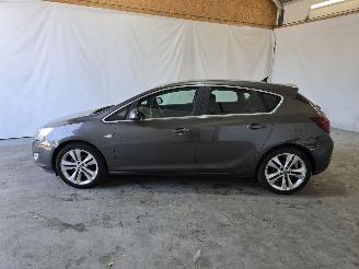 Opel Astra 1.4 Turbo Cosmo picture 4