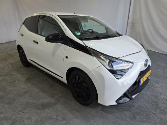 Unfallwagen Toyota Aygo 1.0 VVT-i x-play 2018/10