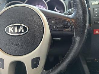 Kia Venga 1.6 CVVT picture 25