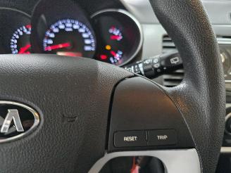 Kia Picanto 1.0 CVVT ComfortLine picture 28