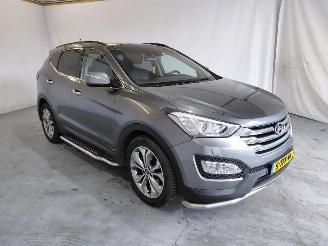 Schadeauto Hyundai Santa Fe 2.4i GDI 4WD i-Catcher 2014/1