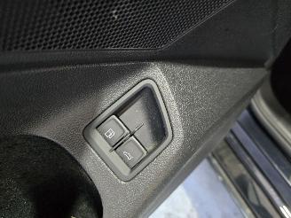 Volkswagen Passat Variant 1.4 TSI PHEV GTE Business picture 33