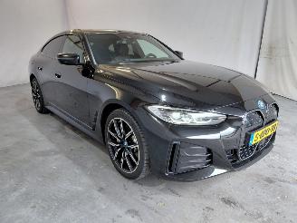 Schadeauto BMW i4 E Drive 35 High Executive 70Kwh 2023/4