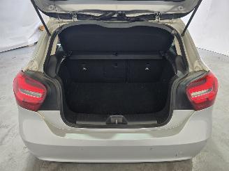 Mercedes A-klasse 160 Ambition picture 17