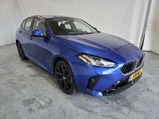 Vaurioauto  passenger cars BMW 1-serie 120 M Sport Design Edition 2025/9