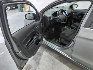 Mitsubishi Space-star 1.0 Bright picture 11