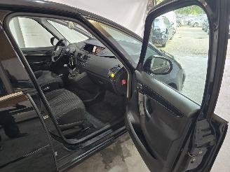 Citroën C4 1.6 VTi Selection picture 11