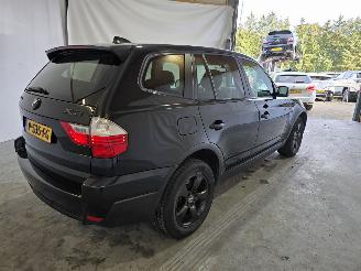 BMW X3 3.0D picture 7