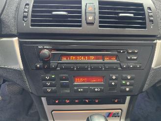 BMW X3 3.0D picture 24