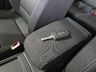 Volkswagen Golf 1.0 TSI Comfortline picture 36