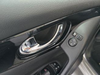 Nissan Qashqai 1.2 Connect Edition picture 25