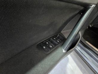 Volkswagen Golf 2.0 TSI GTI Performance picture 25