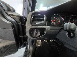 Volkswagen Golf 2.0 TSI GTI Performance picture 27