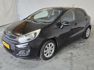 Kia Rio 1.2 CVVT Plus Pack picture 3