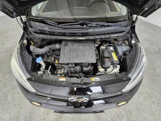 Hyundai I-10 1.0i Comfort picture 13