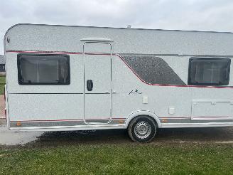 Burstner  Premio 460 TS fransbed picture 4