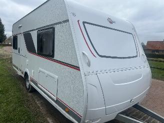 Burstner  Premio 460 TS fransbed picture 9