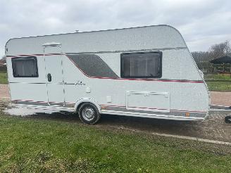 Burstner  Premio 460 TS fransbed picture 5