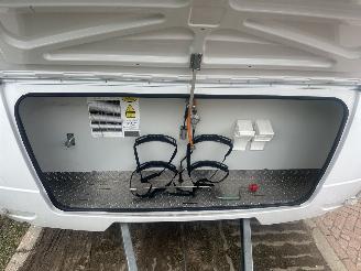 Burstner  Premio 460 TS fransbed picture 10