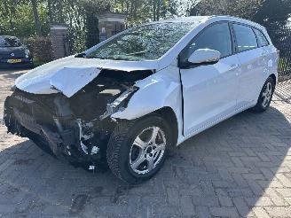 Hyundai I-30 1.4i i-Drive picture 4