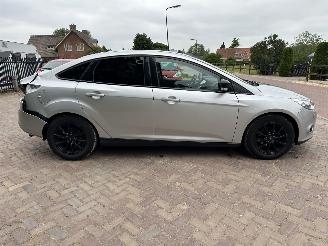 Ford Focus 1.6 TI-VCT Titanium picture 5