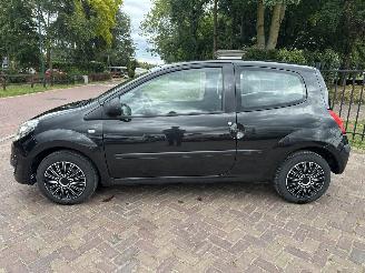 Renault Twingo 1.2 Authentique picture 3