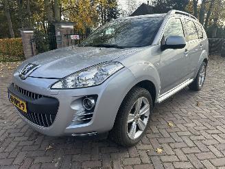 Vaurioauto  passenger cars Peugeot 4007 2.4 GT 7 persoons 4 wd 2009/1