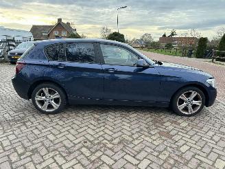 BMW 1-serie 114d High Executive picture 5