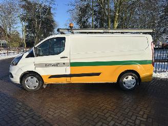 Ford Transit Custom 340 2.0 TDCI L2H1  96Kw picture 2