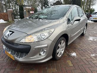 Auto incidentate Peugeot 308 1.6 VTi Style automaat 2009/11
